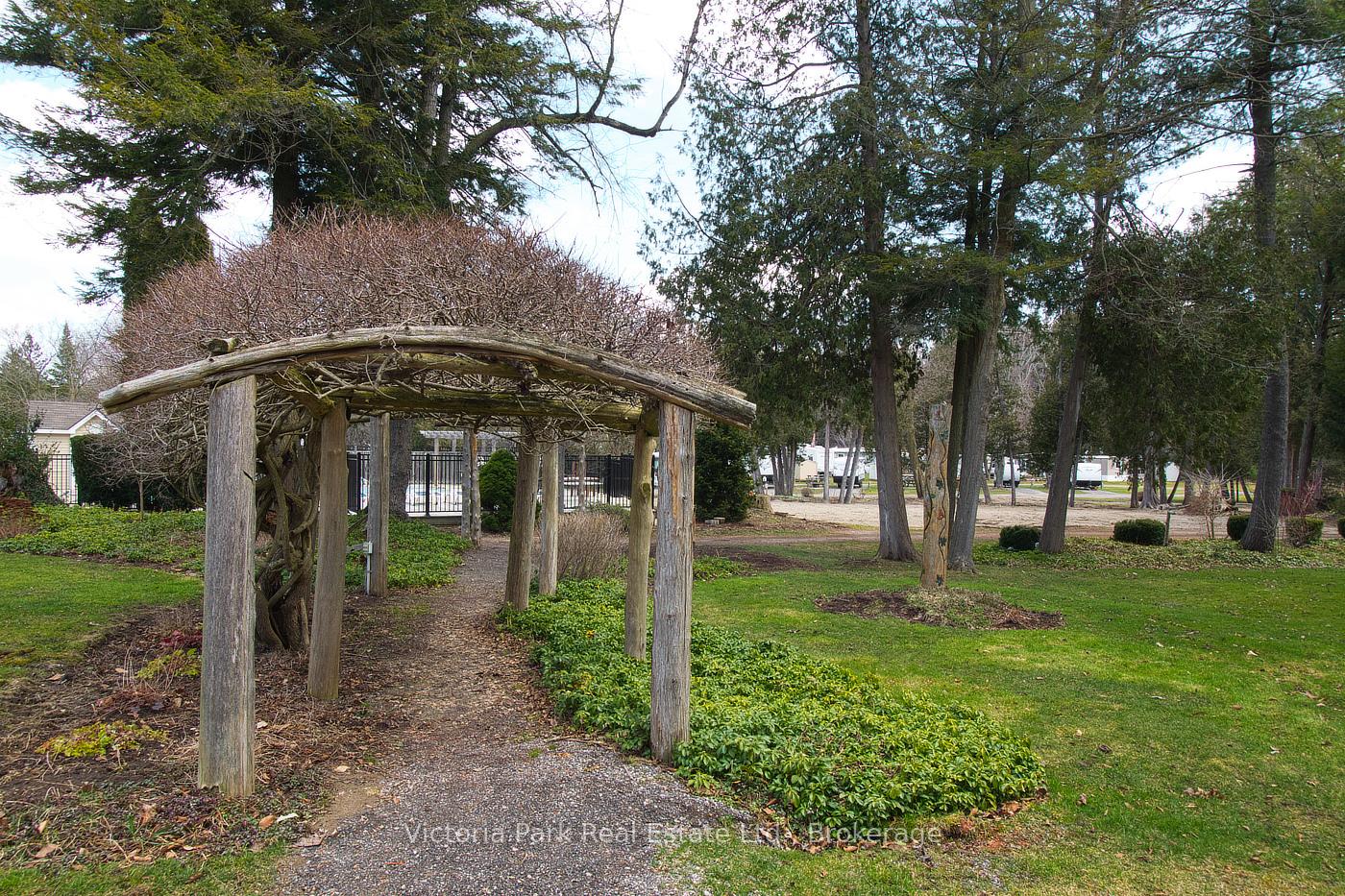 Photo 32 of Unit 189, 580 Beaver Creek Road, Waterloo — HOMEH