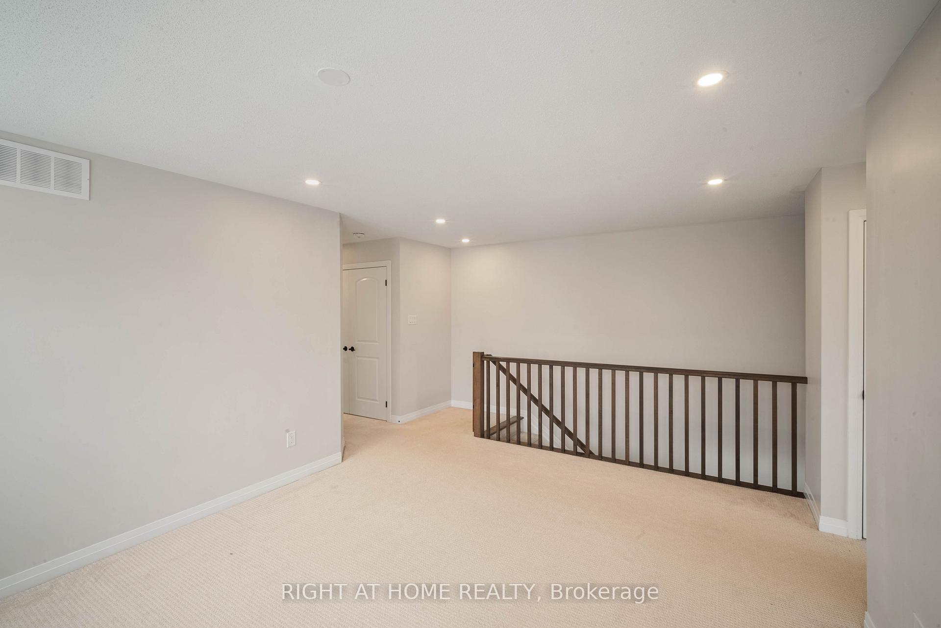 Photo 12 of 1070 Chapman Mills Drive, Ottawa, Barrhaven - Heritage Park — HOMEH
