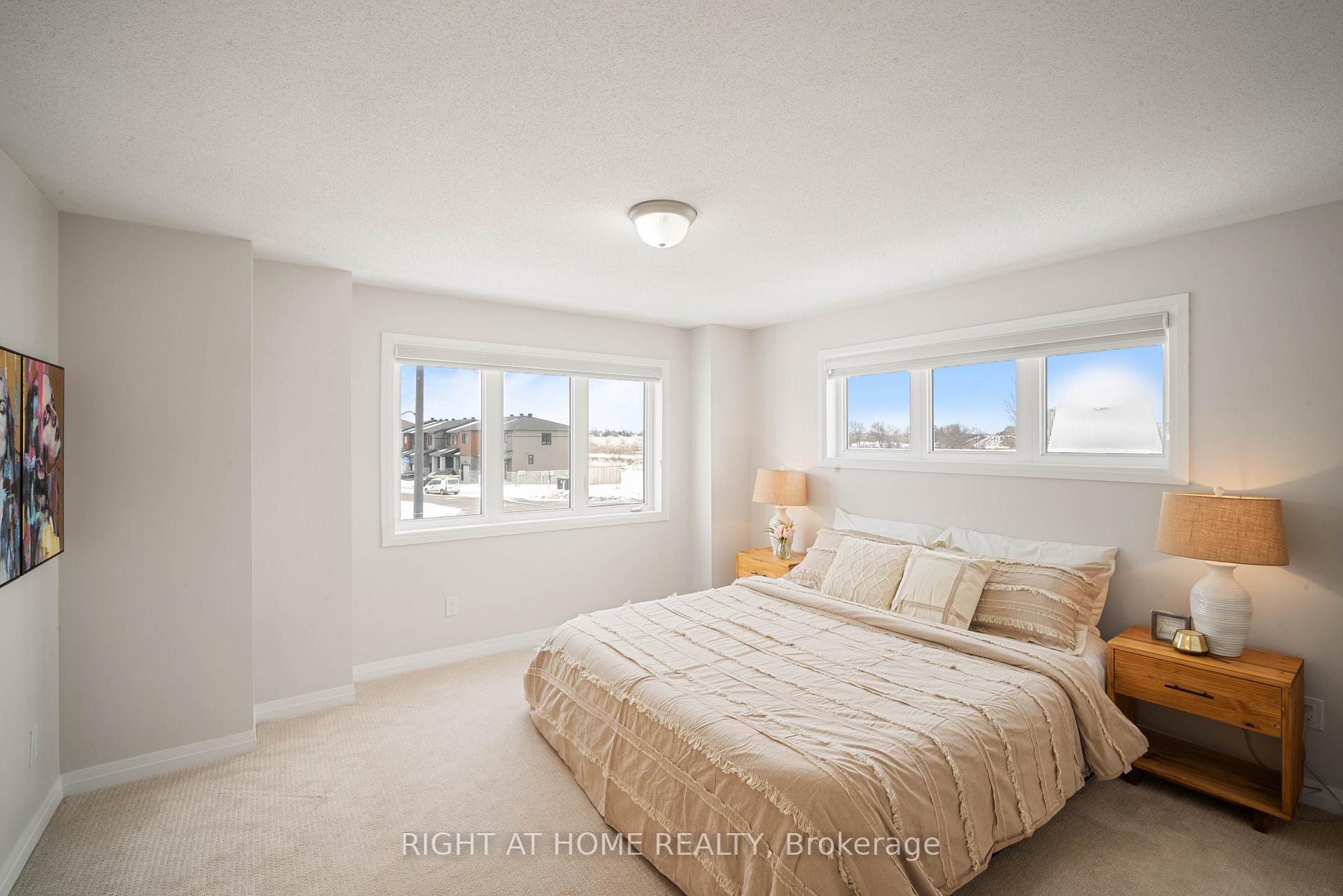Photo 14 of 1070 Chapman Mills Drive, Ottawa, Barrhaven - Heritage Park — HOMEH