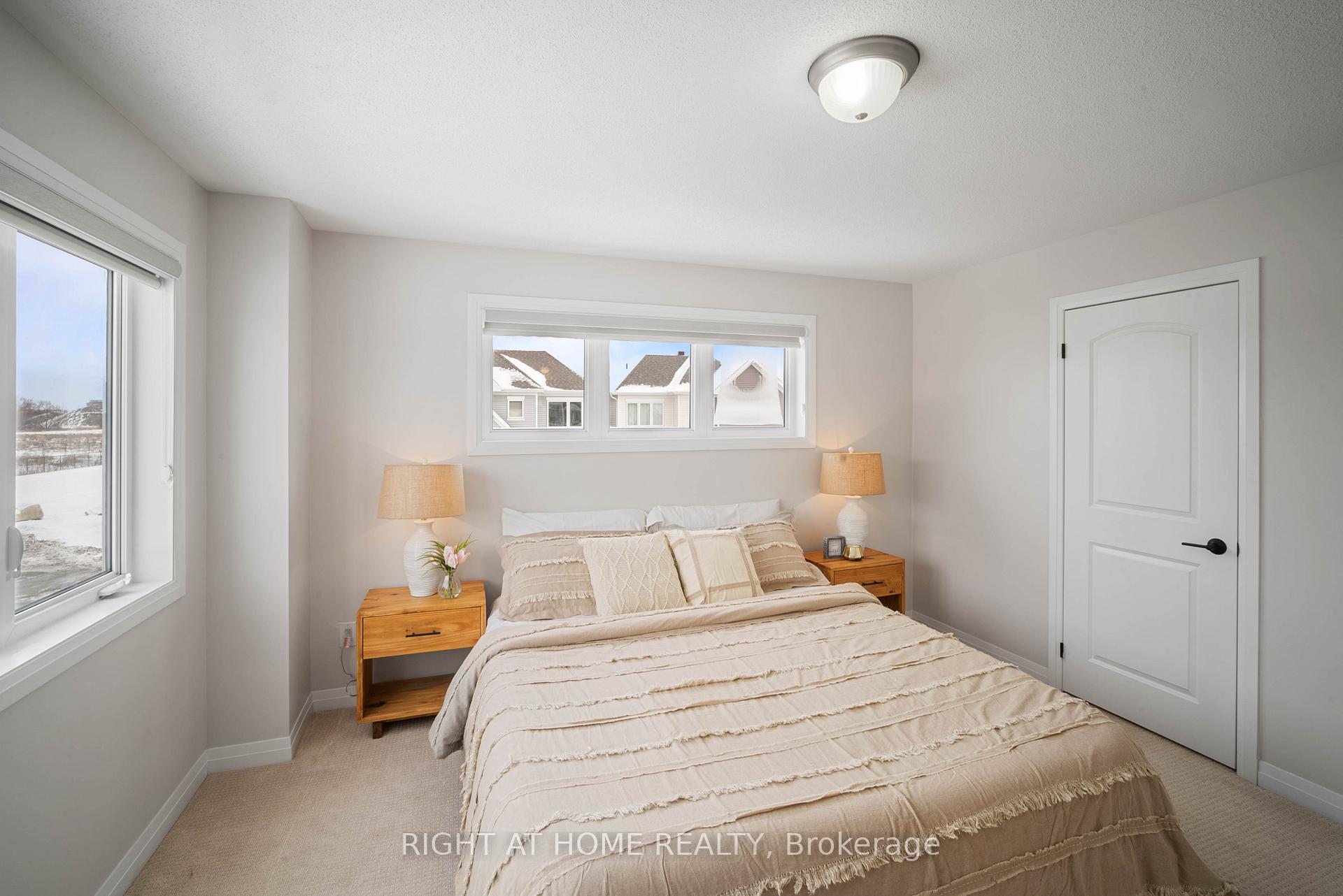 Photo 16 of 1070 Chapman Mills Drive, Ottawa, Barrhaven - Heritage Park — HOMEH