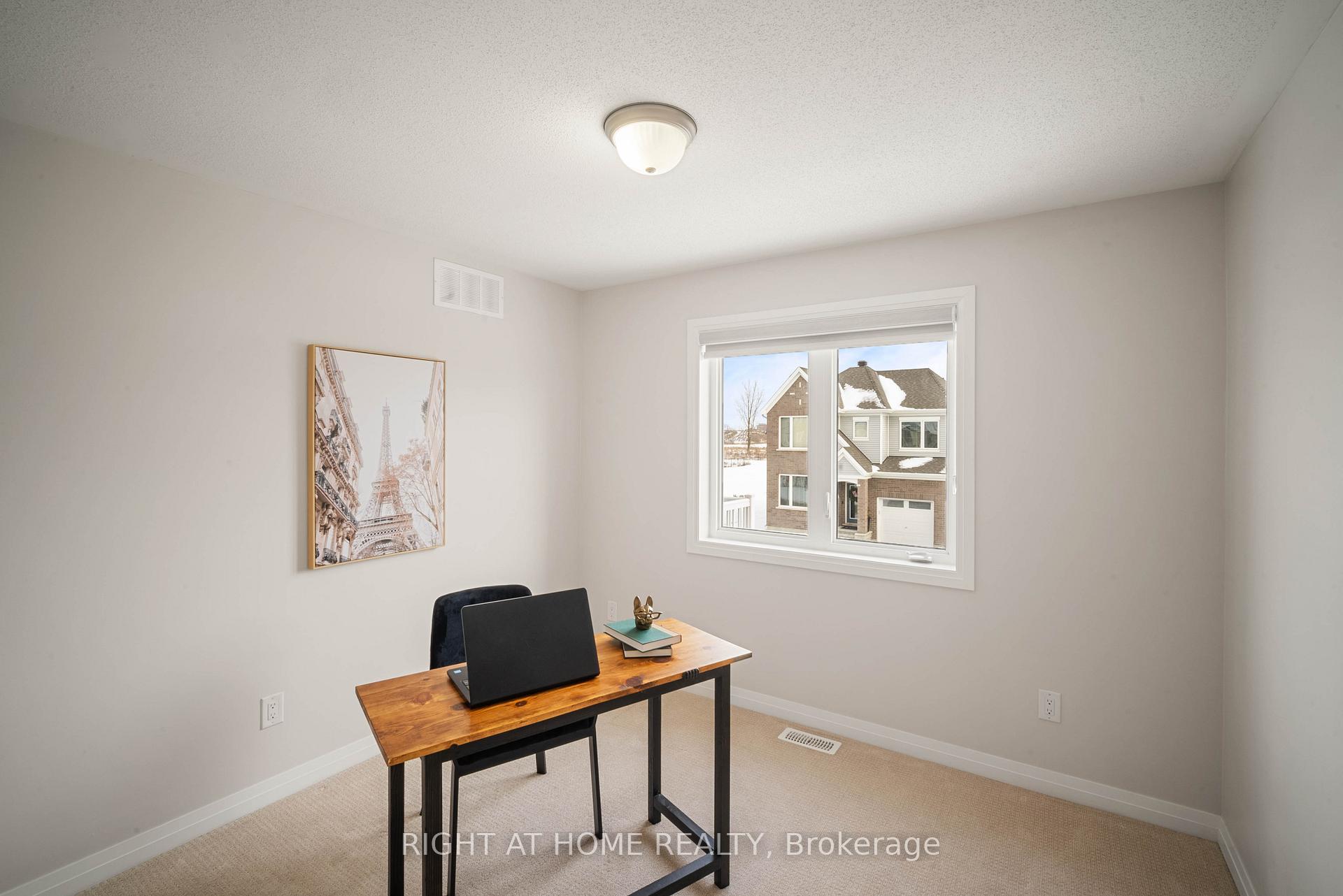 Photo 18 of 1070 Chapman Mills Drive, Ottawa, Barrhaven - Heritage Park — HOMEH