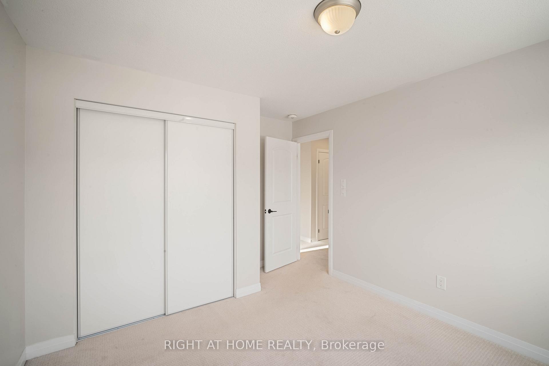 Photo 20 of 1070 Chapman Mills Drive, Ottawa, Barrhaven - Heritage Park — HOMEH