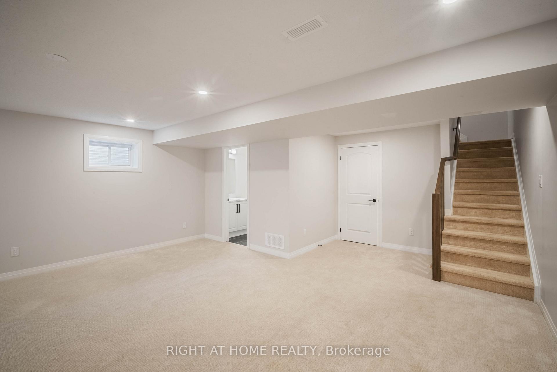 Photo 24 of 1070 Chapman Mills Drive, Ottawa, Barrhaven - Heritage Park — HOMEH