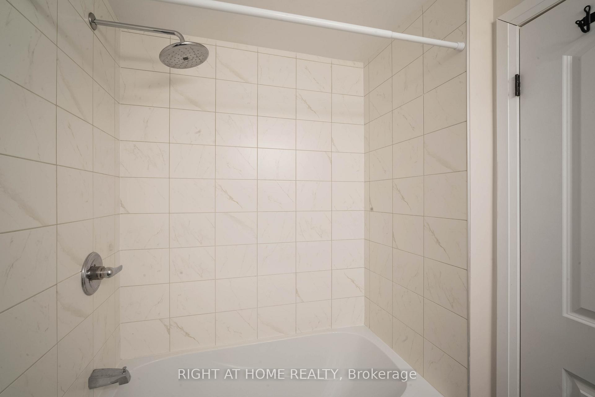 Photo 27 of 1070 Chapman Mills Drive, Ottawa, Barrhaven - Heritage Park — HOMEH