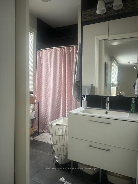 Photo 9 of Unit 3, 322 Codrington Street, Barrie, Codrington — HOMEH