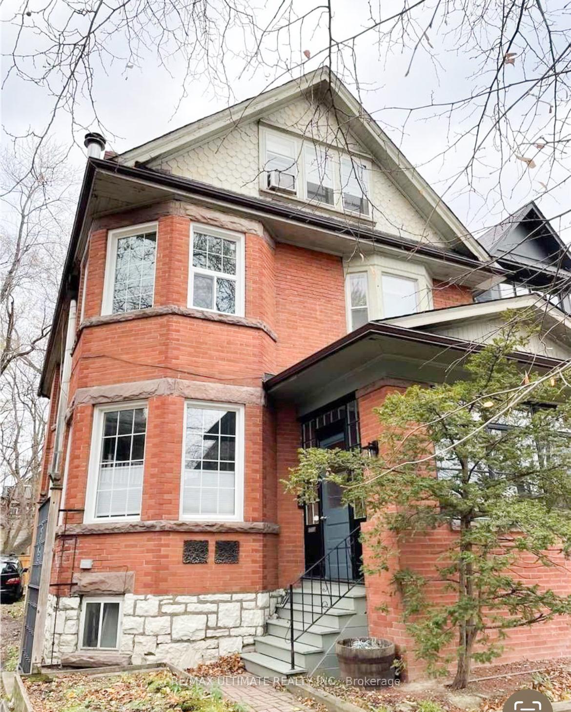 Photo 1 of Unit Basement, 165 Admiral Road, Toronto, The Annex — HOMEH