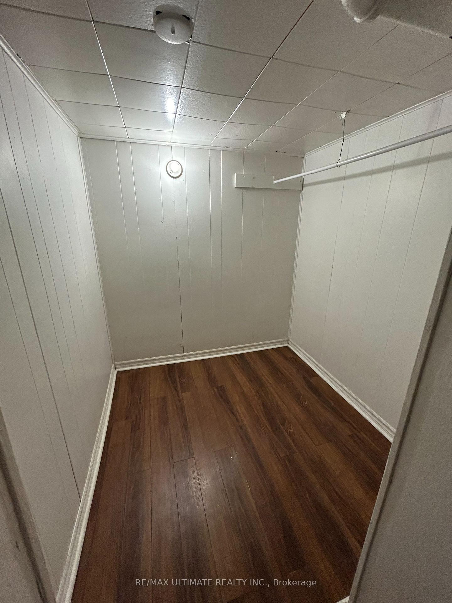 Photo 4 of Unit Basement, 165 Admiral Road, Toronto, The Annex — HOMEH
