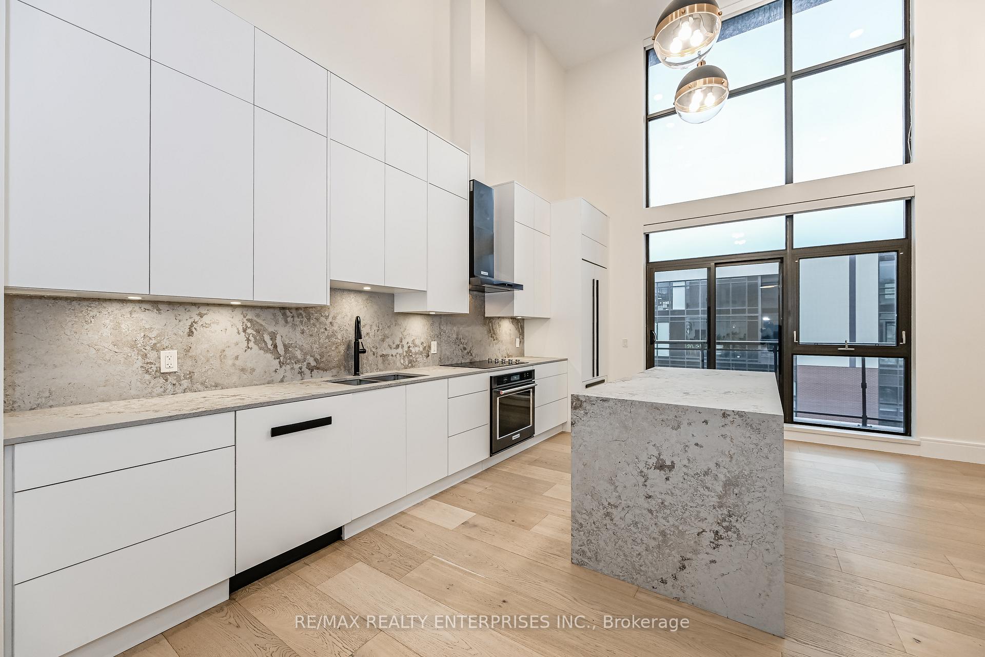Photo 5 of Unit #PH05, 112 King Street E, Hamilton, Beasley — HOMEH