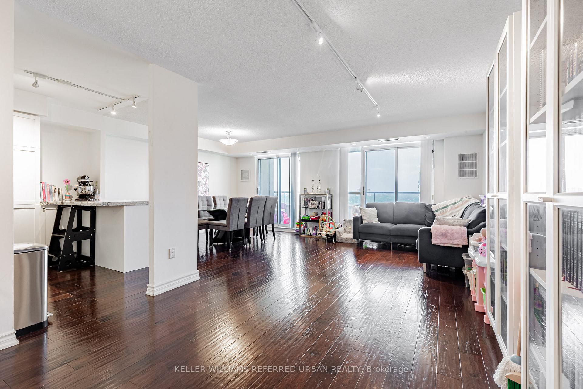 Photo 1 of Unit 1108, 8 Covington Road, Toronto, Englemount-Lawrence — HOMEH