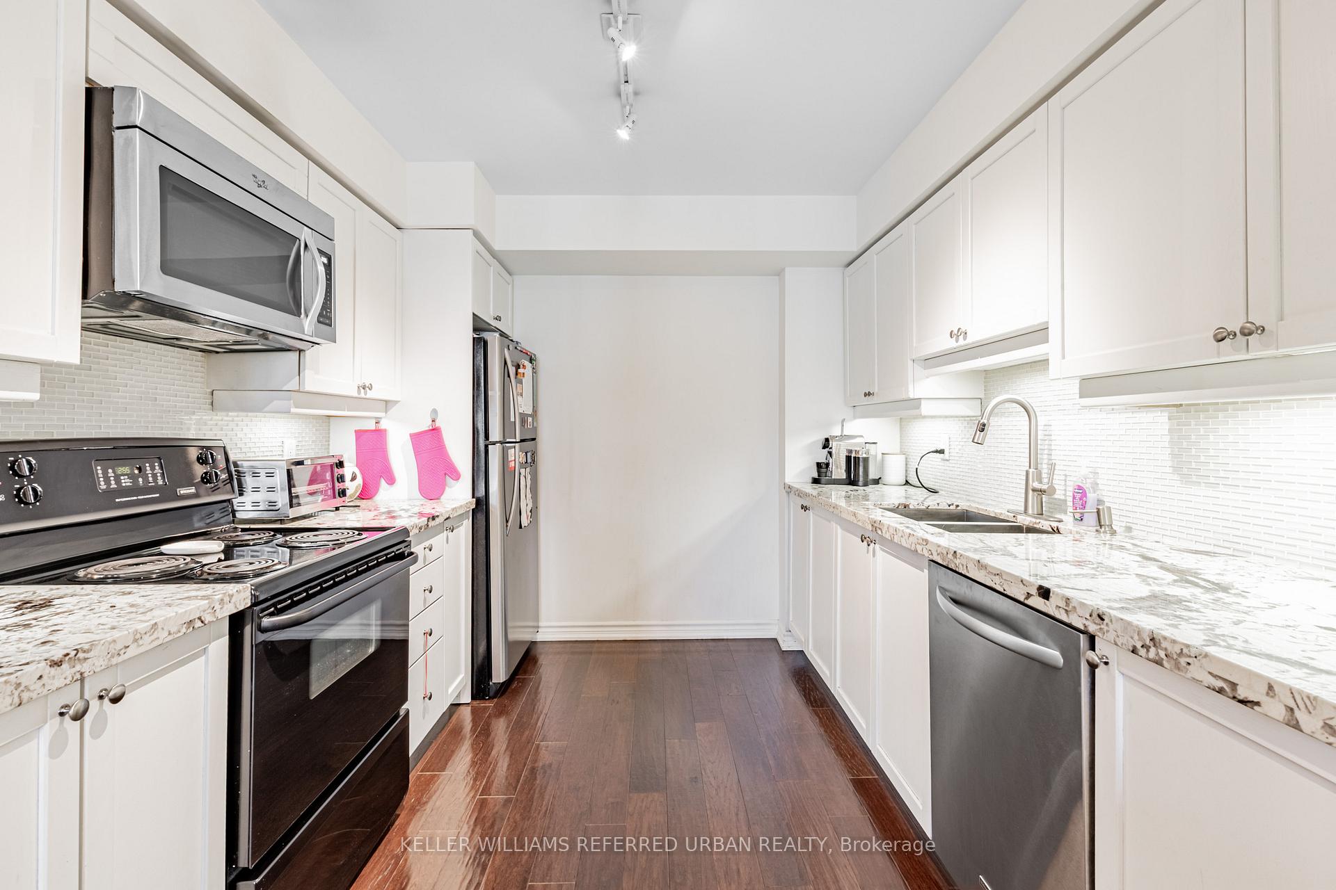 Photo 2 of Unit 1108, 8 Covington Road, Toronto, Englemount-Lawrence — HOMEH