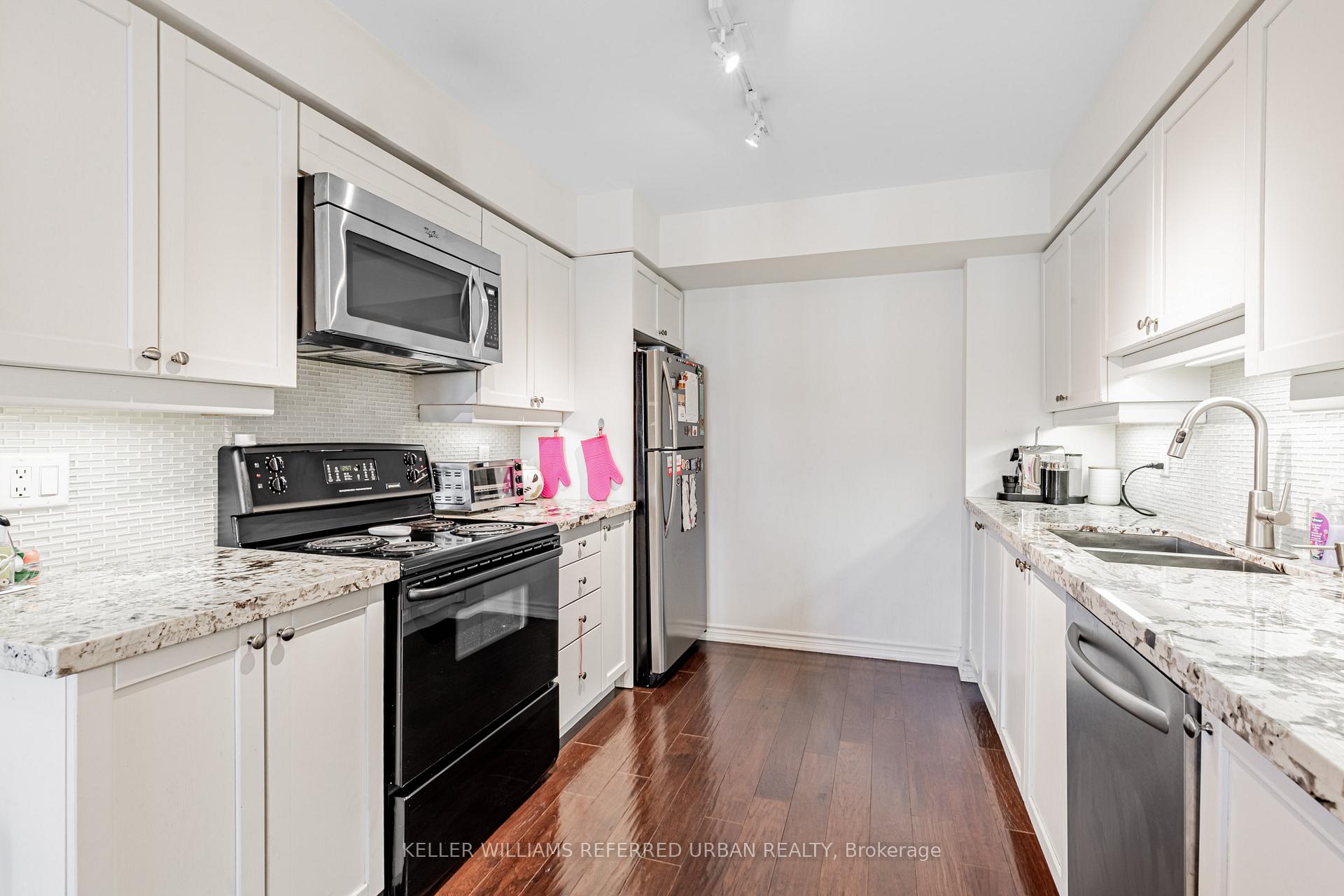 Photo 10 of Unit 1108, 8 Covington Road, Toronto, Englemount-Lawrence — HOMEH