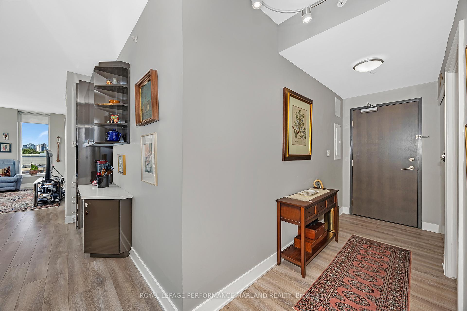 Photo 6 of Unit 607, 118 Holmwood Avenue, Ottawa, Glebe — HOMEH