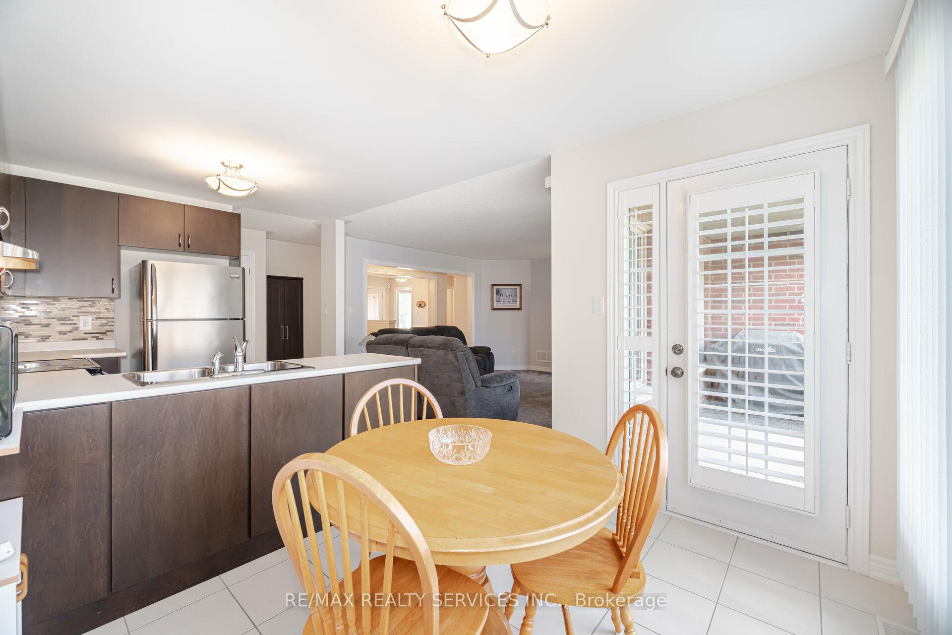 Photo 8 of Unit 43, 17 Lacorra Way, Brampton, Sandringham-Wellington — HOMEH
