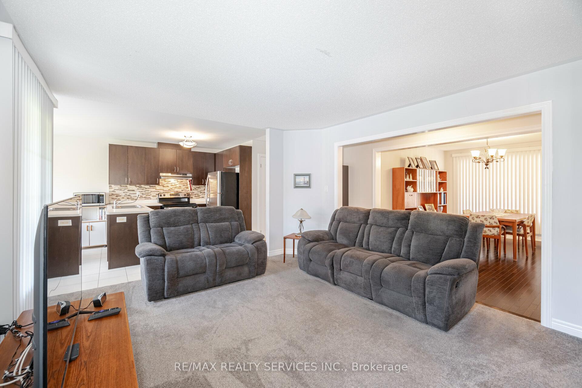 Photo 11 of Unit 43, 17 Lacorra Way, Brampton, Sandringham-Wellington — HOMEH