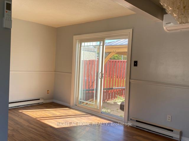 Photo 3 of 29 Jackman Drive, Brampton, Northgate — HOMEH