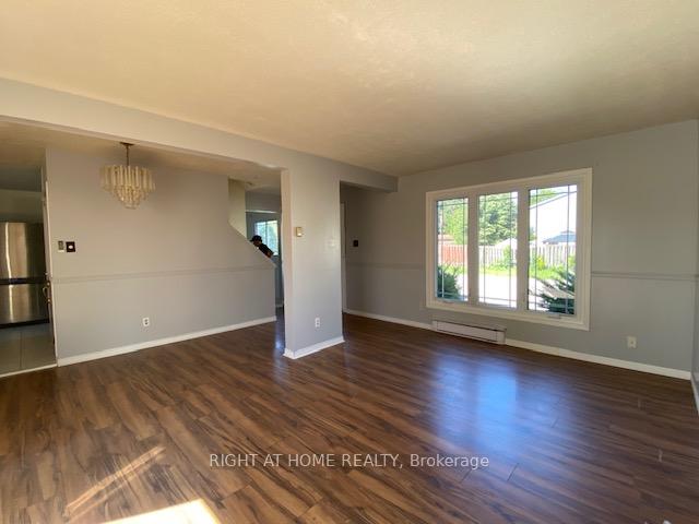 Photo 4 of 29 Jackman Drive, Brampton, Northgate — HOMEH