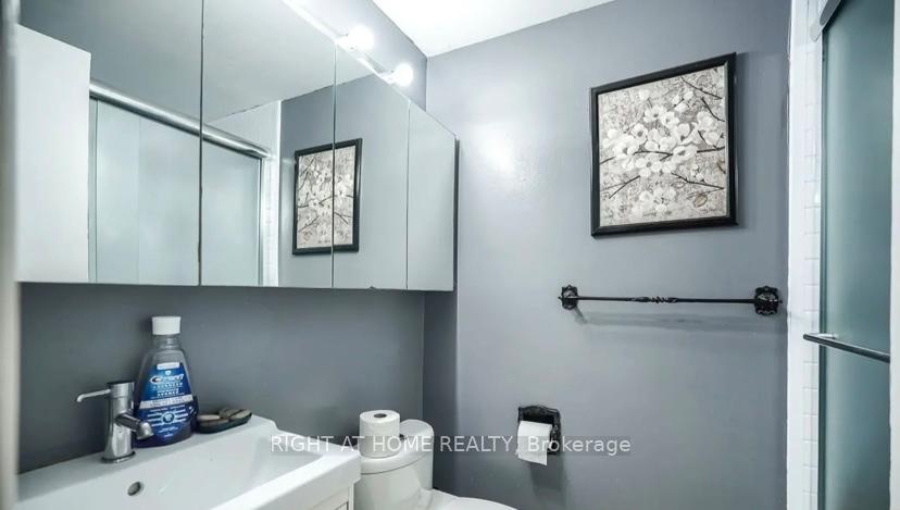 Photo 11 of 29 Jackman Drive, Brampton, Northgate — HOMEH