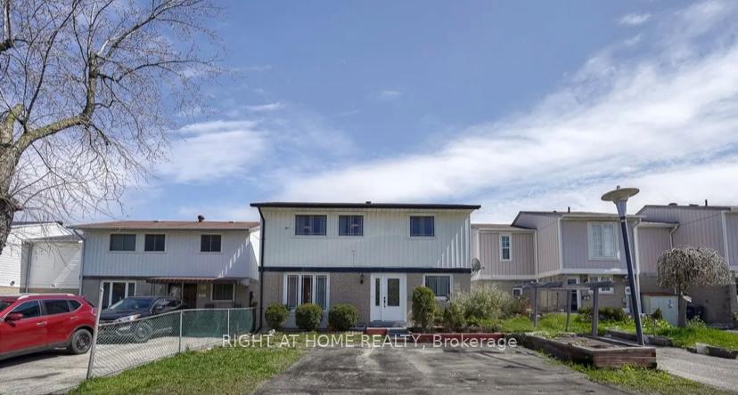 Photo 13 of 29 Jackman Drive, Brampton, Northgate — HOMEH