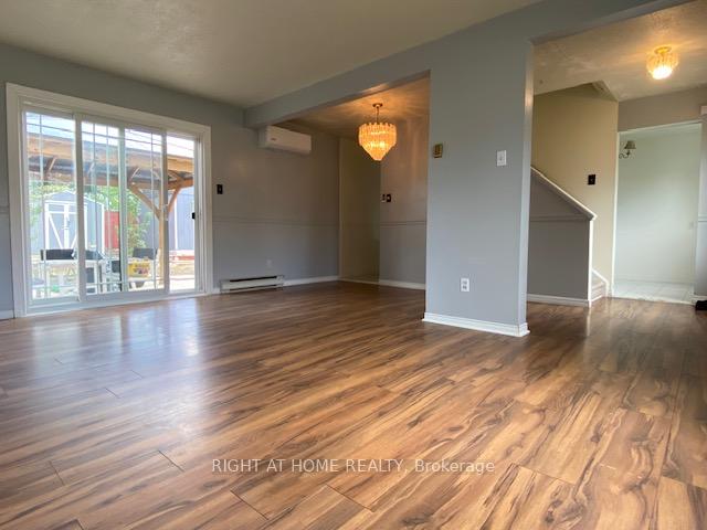 Photo 17 of 29 Jackman Drive, Brampton, Northgate — HOMEH