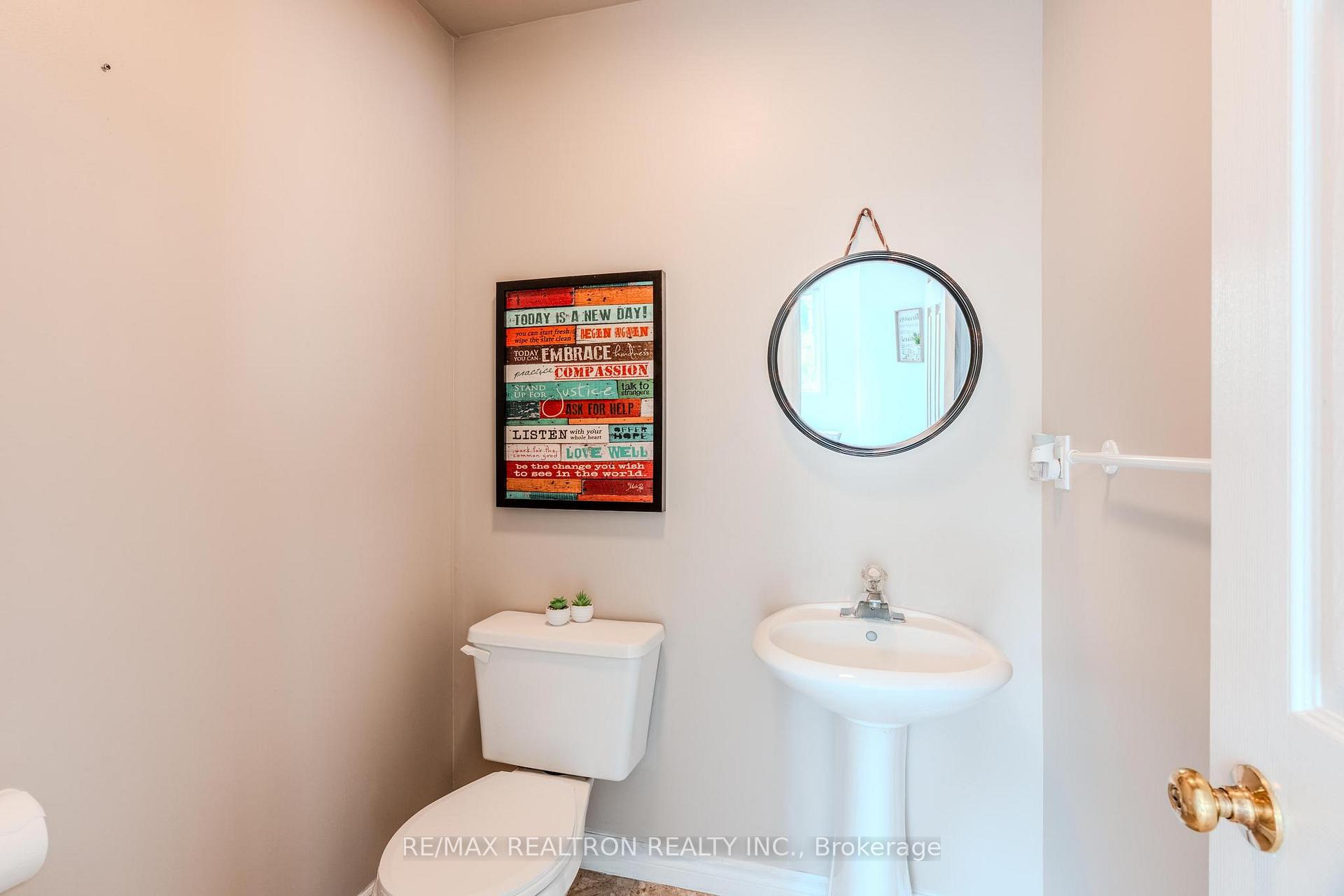 Photo 7 of 205A Owen Street, Barrie, Wellington — HOMEH