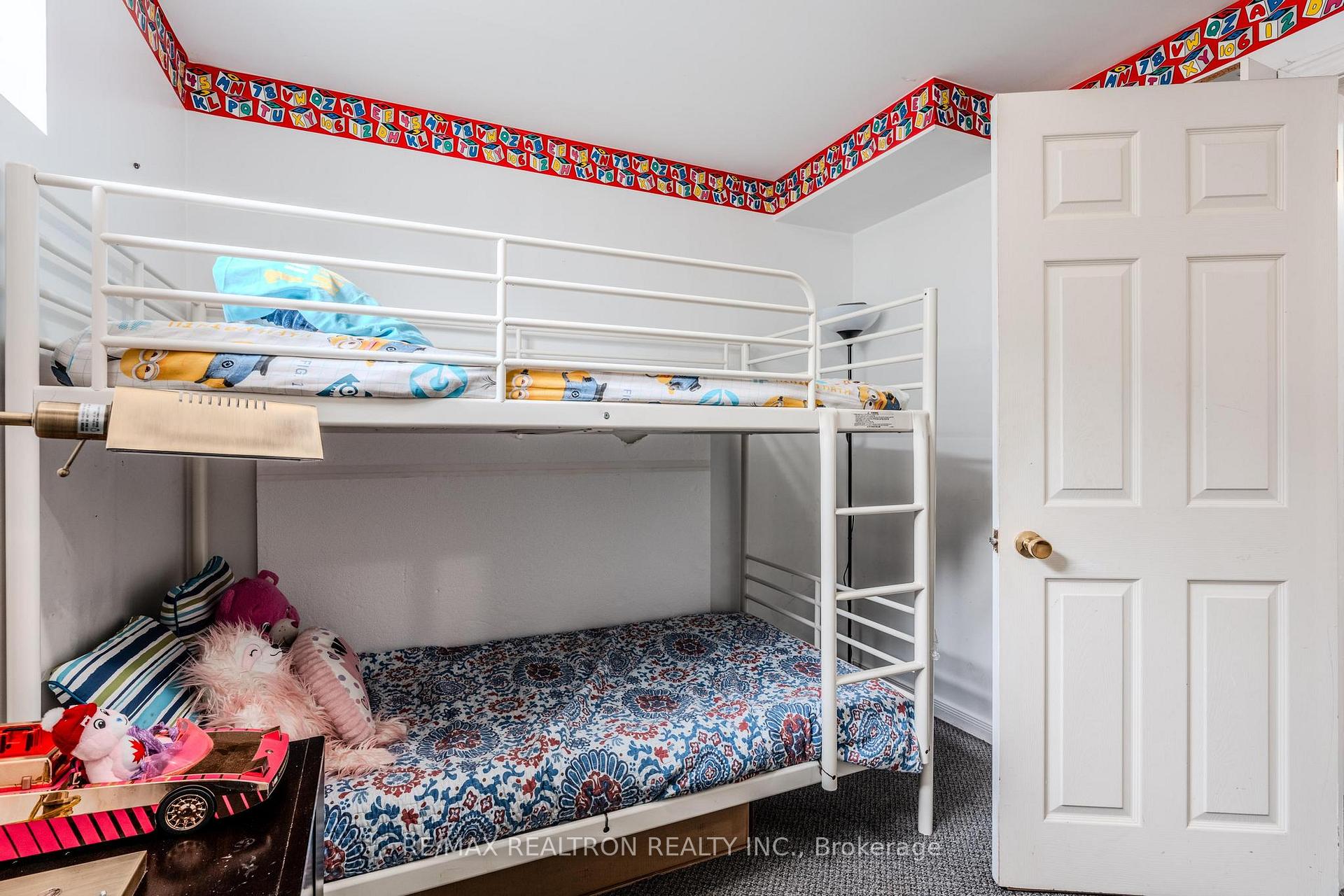 Photo 25 of 205A Owen Street, Barrie, Wellington — HOMEH