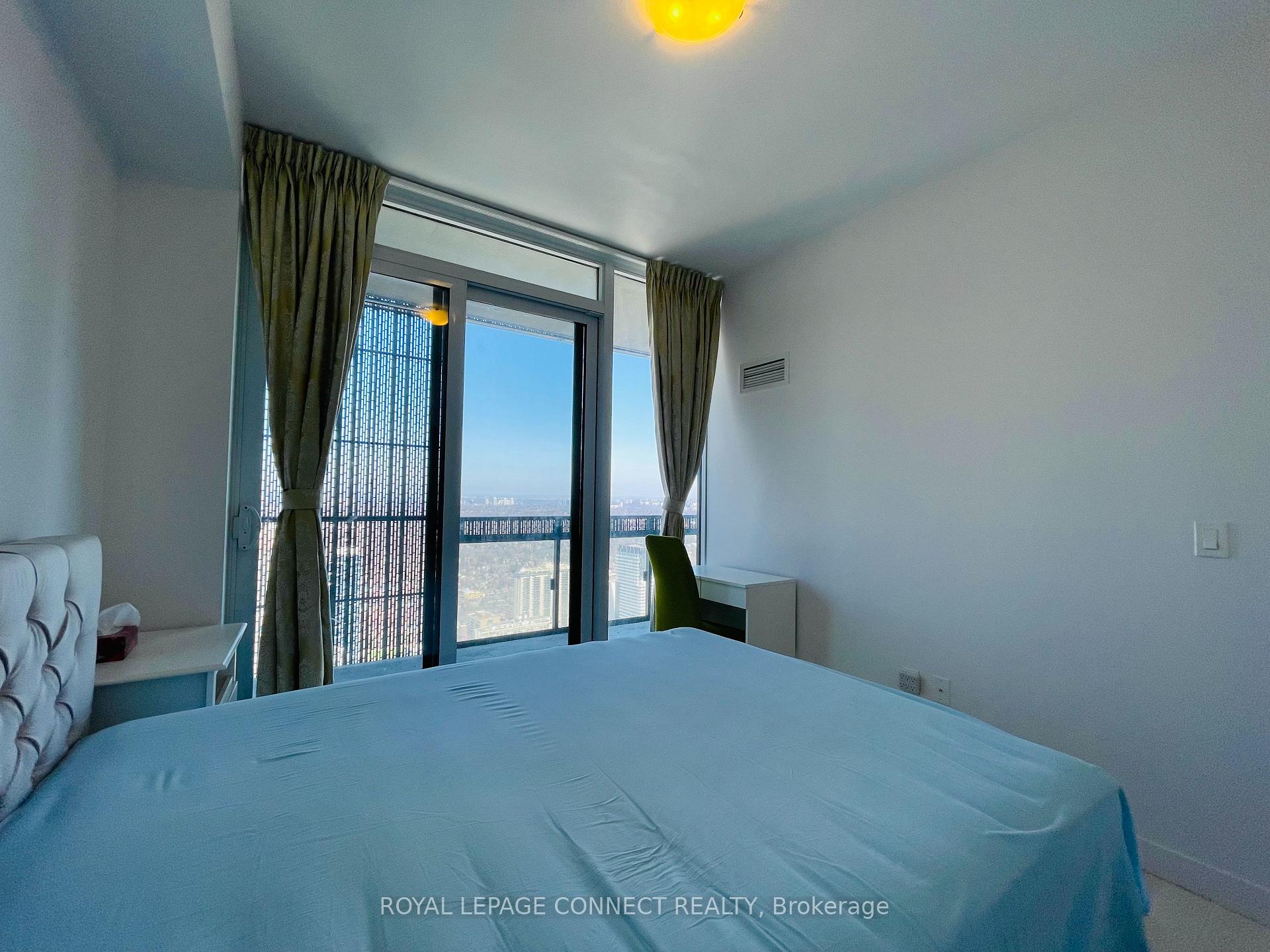 Photo 19 of Unit 4708, 8 Eglinton Avenue E, Toronto, Mount Pleasant East — HOMEH
