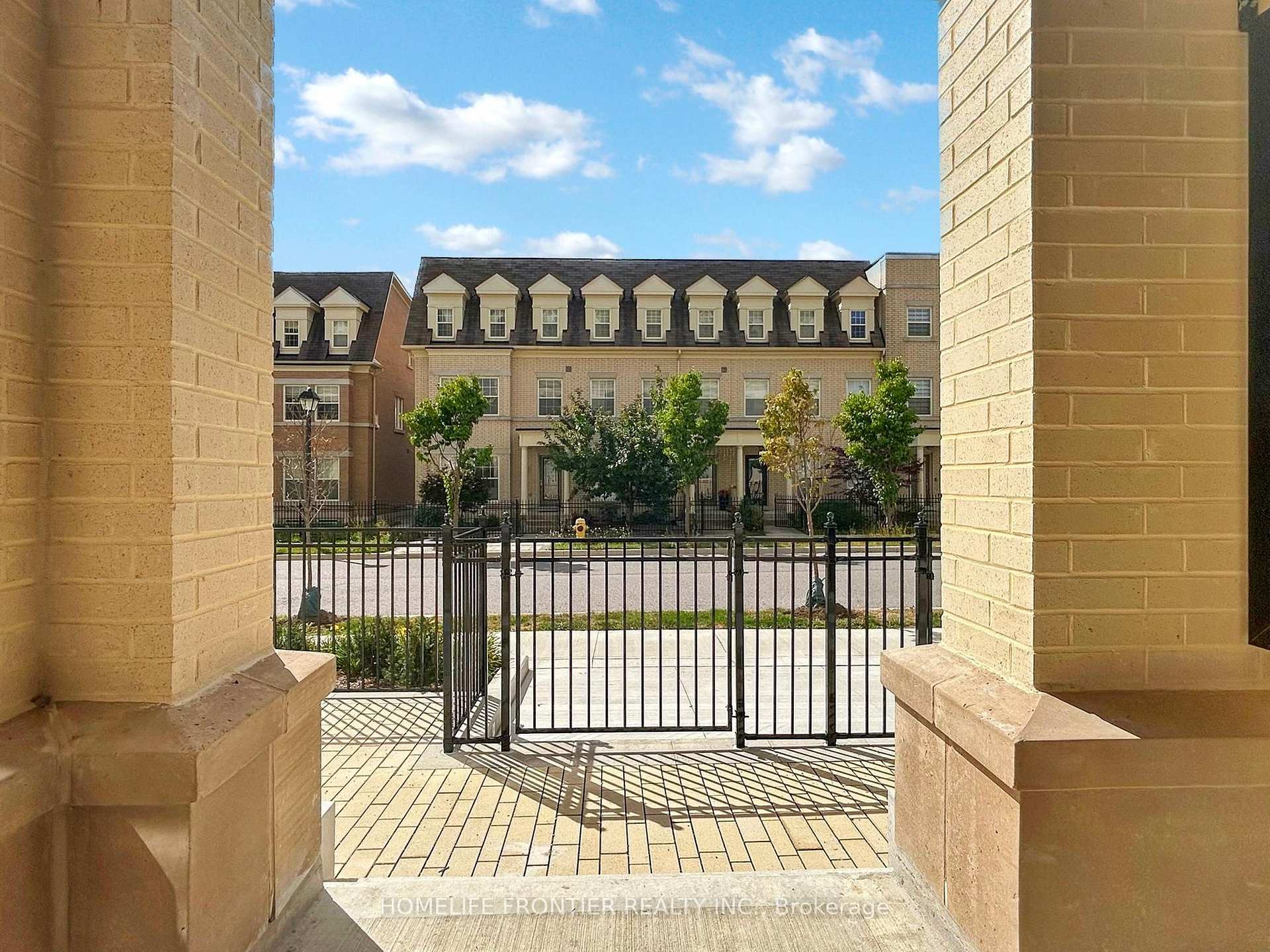 Photo 2 of Unit 104, 101 Cathedral High Street, Markham, Cathedraltown — HOMEH