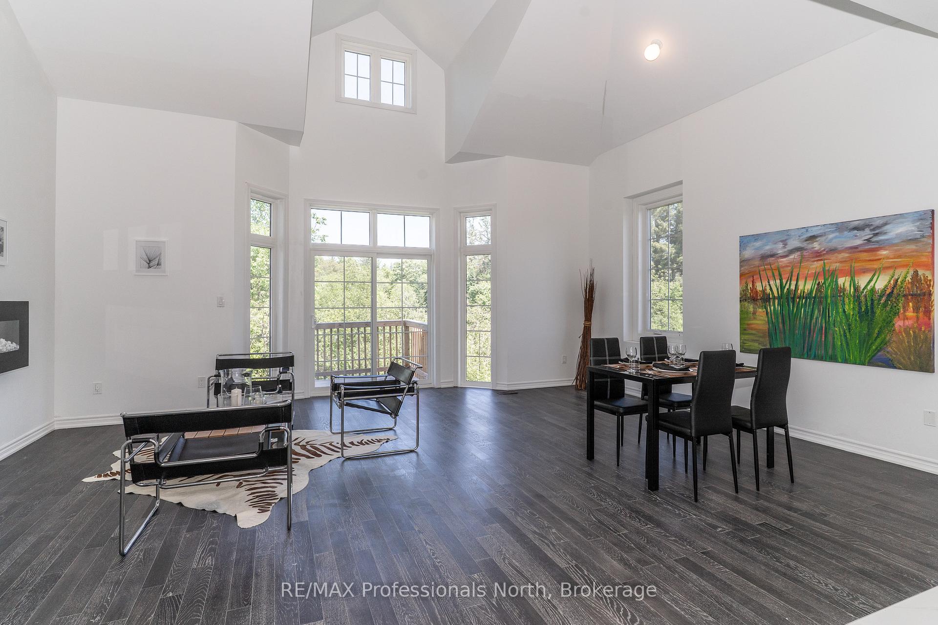 Photo 19 of 19 Turnberry Court, Bracebridge, Macaulay — HOMEH