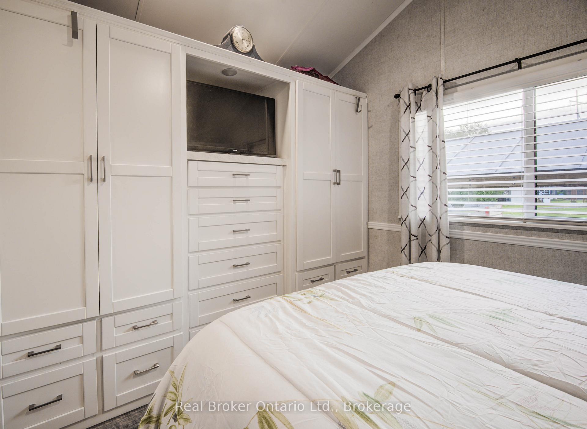 Photo 16 of Unit 175, 580 Beaver Creek Road, Waterloo — HOMEH