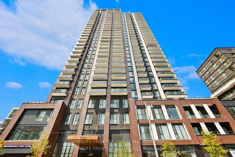 Front of Unit 911, 130 River Street