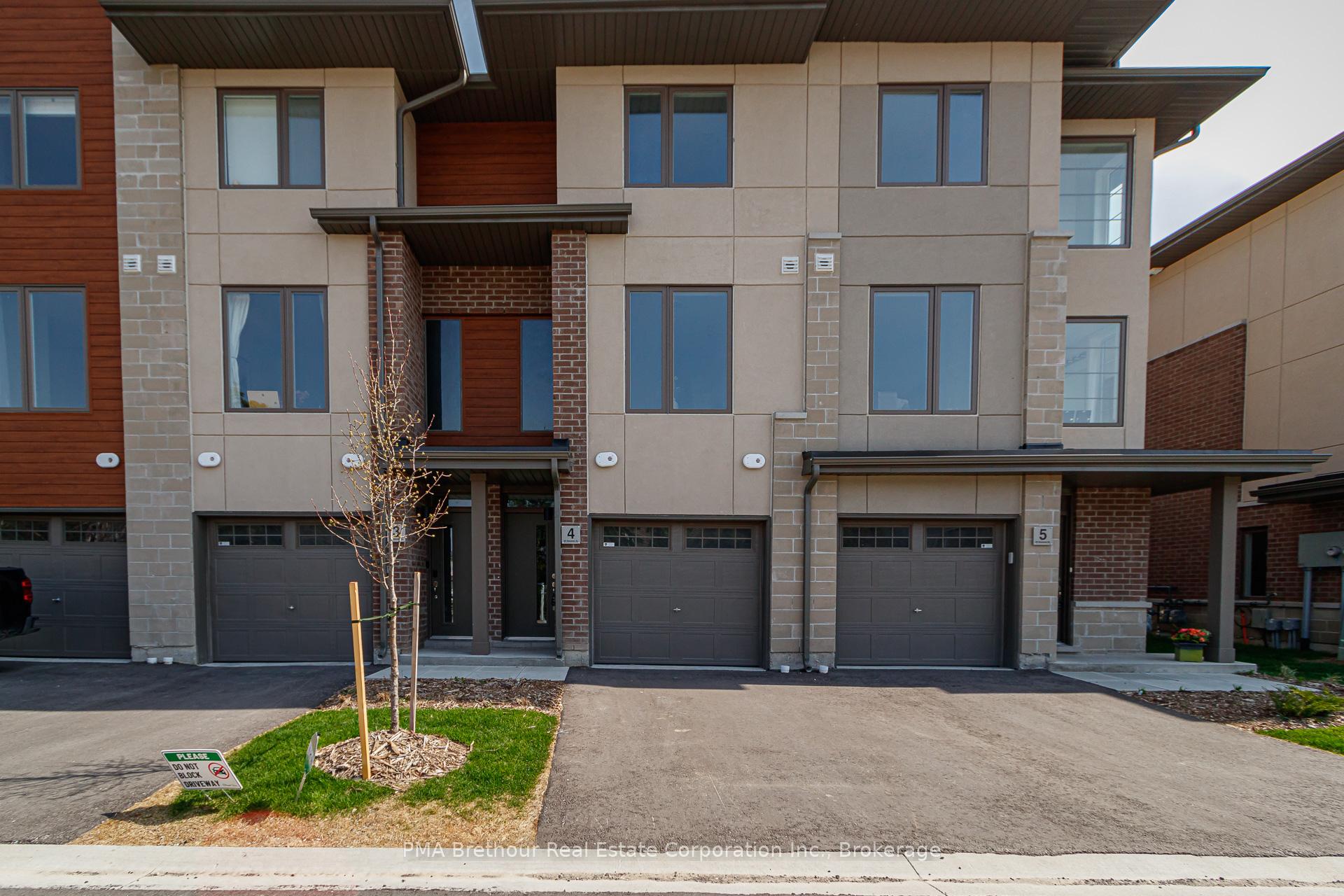 Front of Unit 4, 35 Dawson Drive