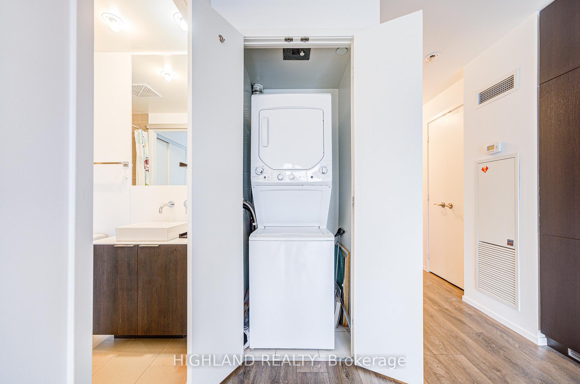 Photo 22 of Unit 3004, 159 Dundas Street E, Toronto, Church-Yonge Corridor — HOMEH