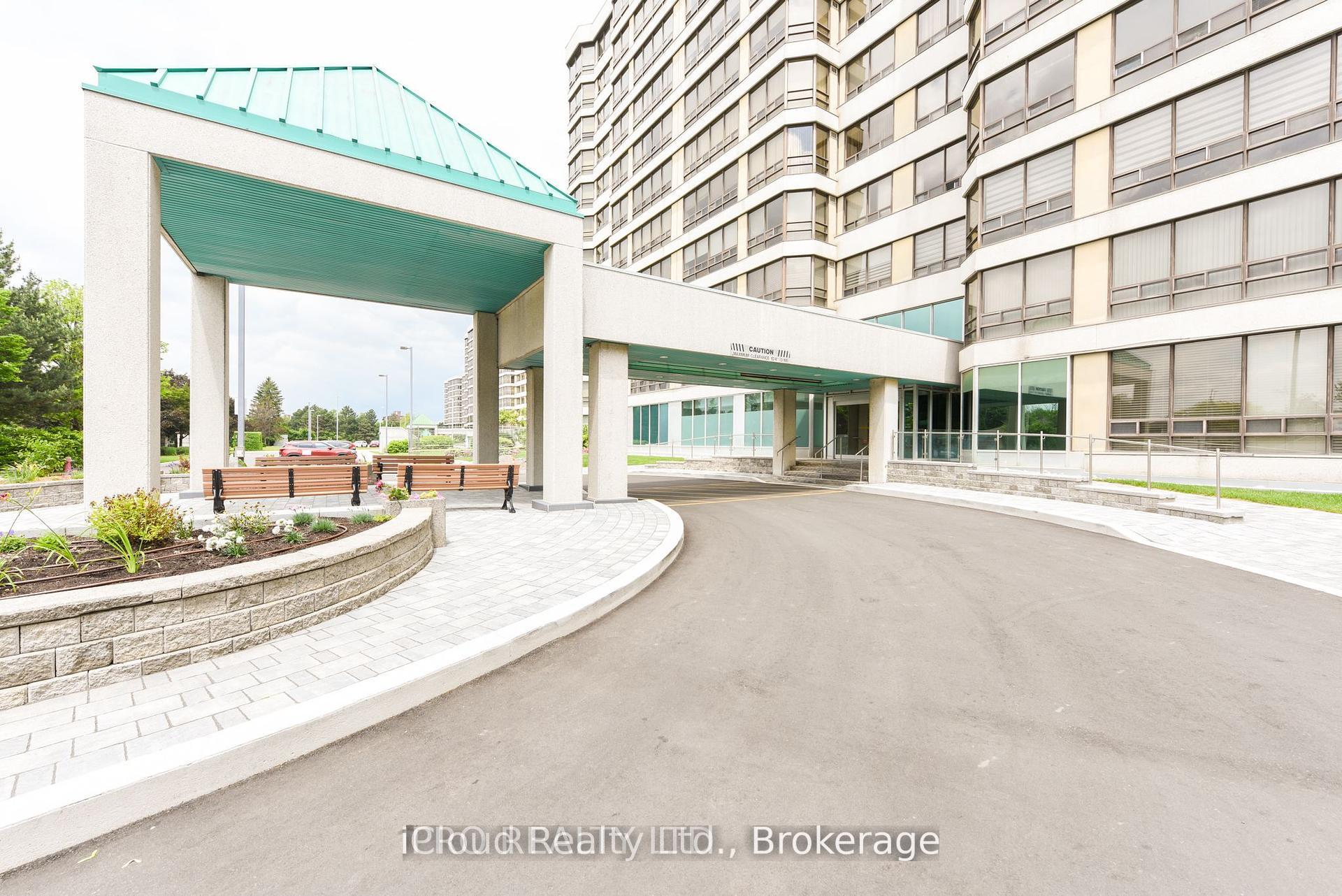 Photo 4 of Unit 1108, 330 Mill Street, Brampton, Brampton South — HOMEH