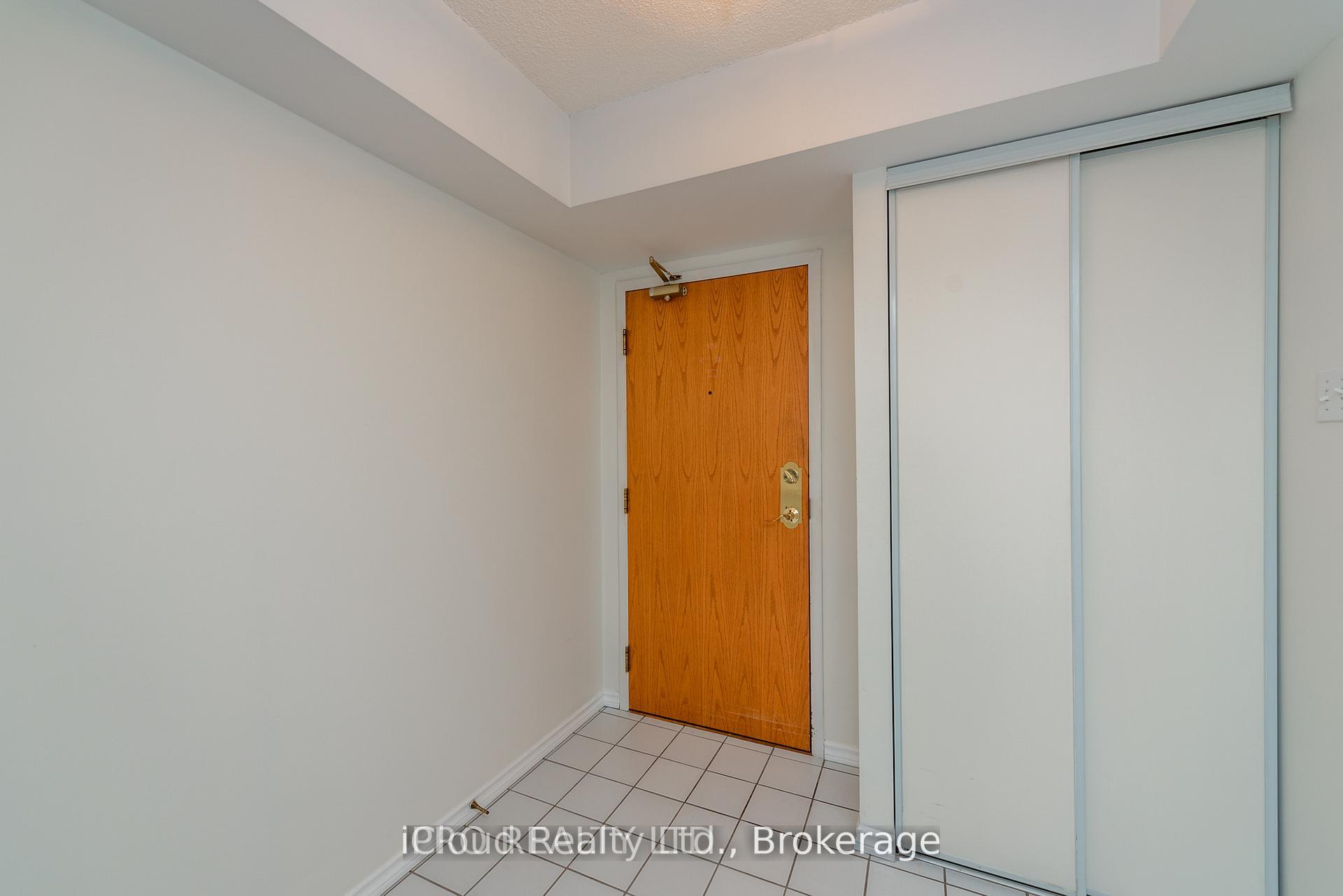 Photo 6 of Unit 1108, 330 Mill Street, Brampton, Brampton South — HOMEH