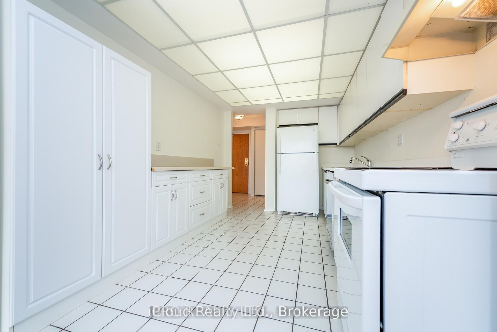 Photo 8 of Unit 1108, 330 Mill Street, Brampton, Brampton South — HOMEH