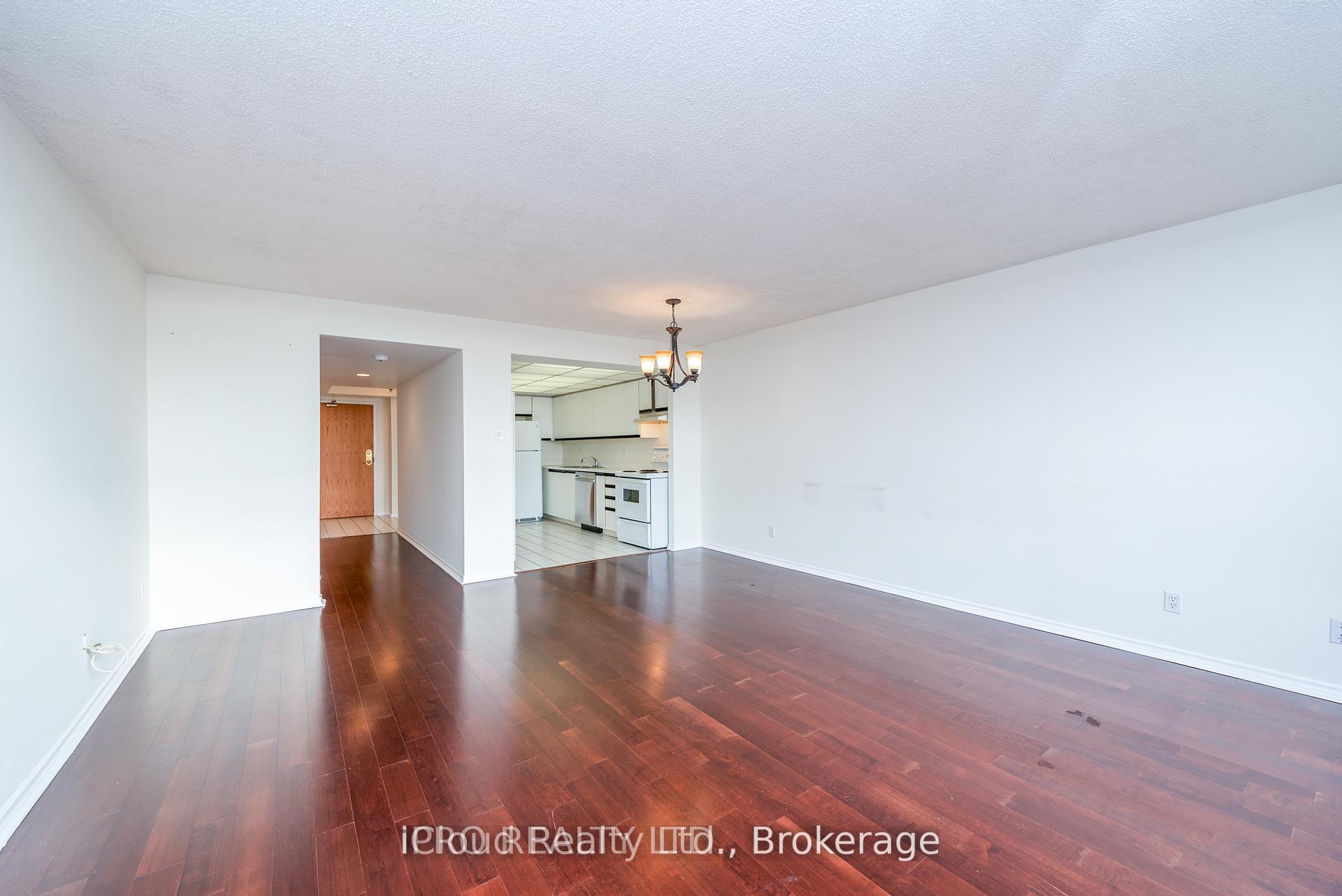 Photo 14 of Unit 1108, 330 Mill Street, Brampton, Brampton South — HOMEH