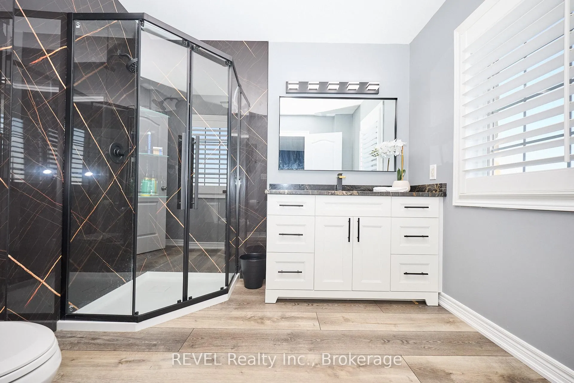 Photo 38 of Unit 4, 334 Main Street E, Grimsby, Grimsby East — HOMEH