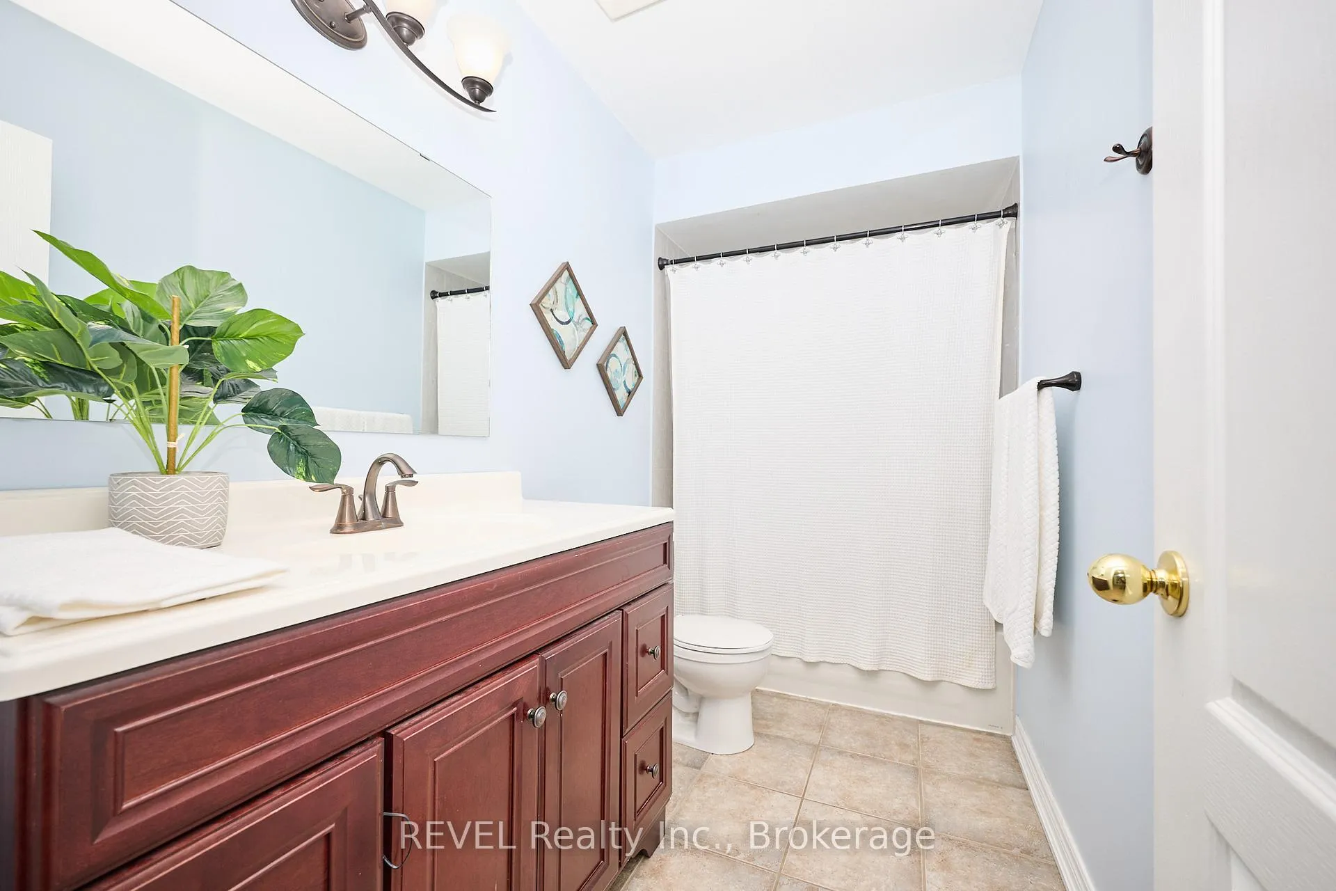 Photo 44 of Unit 4, 334 Main Street E, Grimsby, Grimsby East — HOMEH