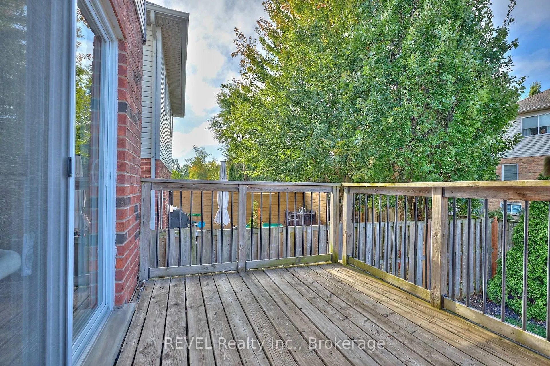 Photo 51 of Unit 4, 334 Main Street E, Grimsby, Grimsby East — HOMEH
