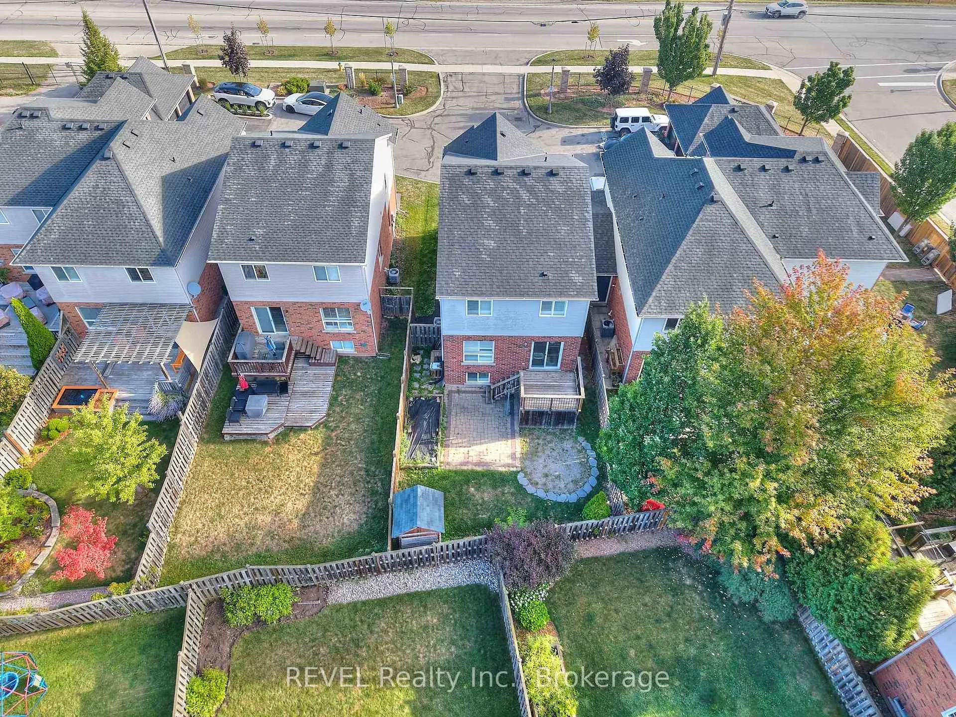 Photo 63 of Unit 4, 334 Main Street E, Grimsby, Grimsby East — HOMEH