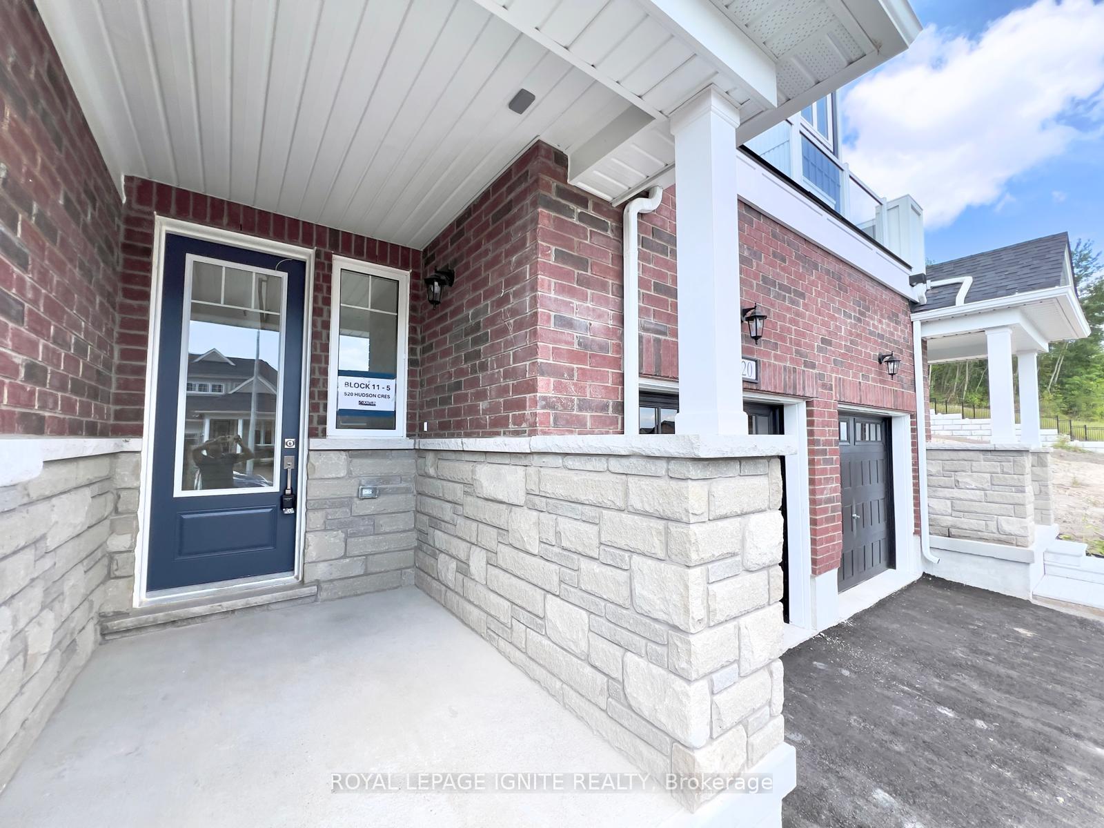 Photo 6 of 520 Hudson Crescent, Midland — HOMEH