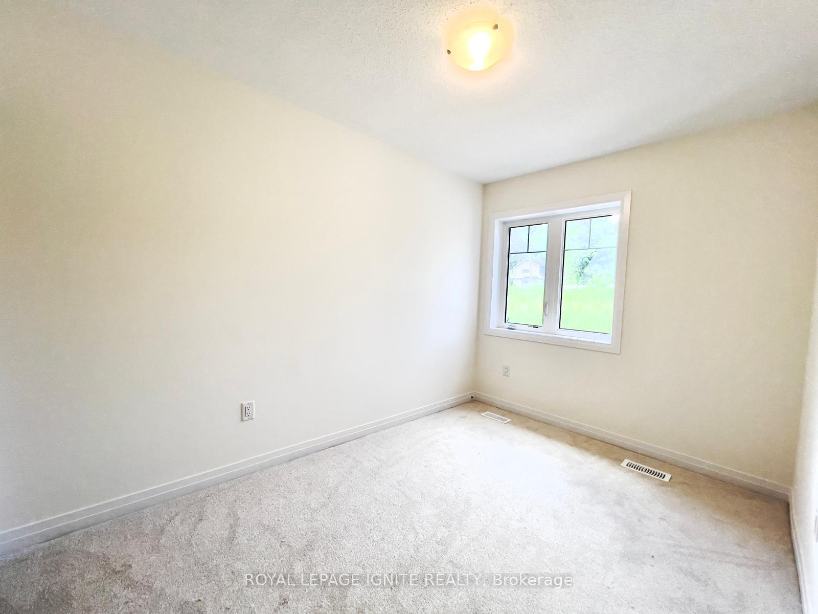 Photo 20 of 520 Hudson Crescent, Midland — HOMEH