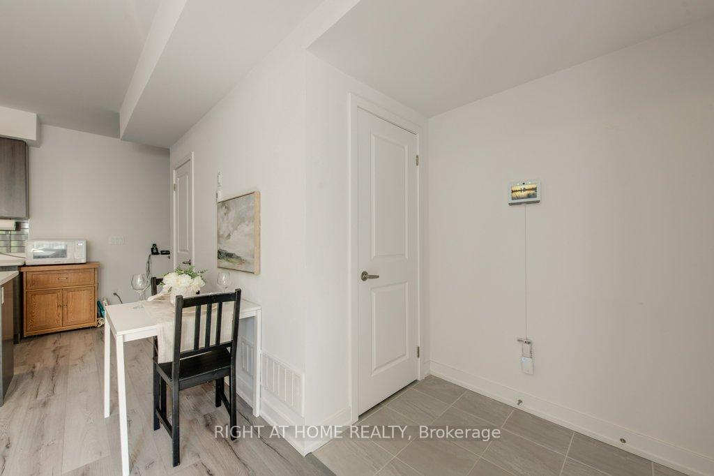 Photo 2 of Unit 908, 1655 Palmers Saw Mill Road, Pickering, Duffin Heights — HOMEH