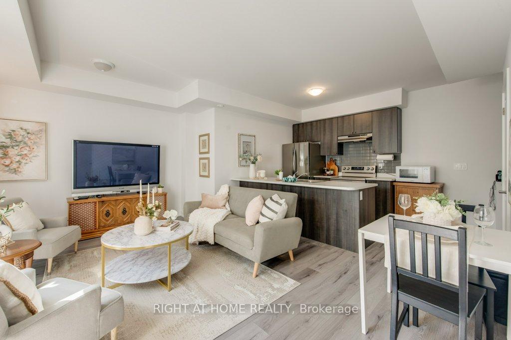 Photo 3 of Unit 908, 1655 Palmers Saw Mill Road, Pickering, Duffin Heights — HOMEH
