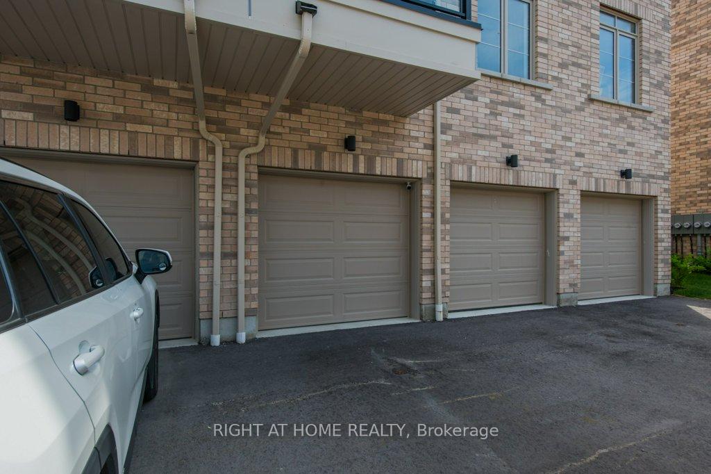 Photo 12 of Unit 908, 1655 Palmers Saw Mill Road, Pickering, Duffin Heights — HOMEH