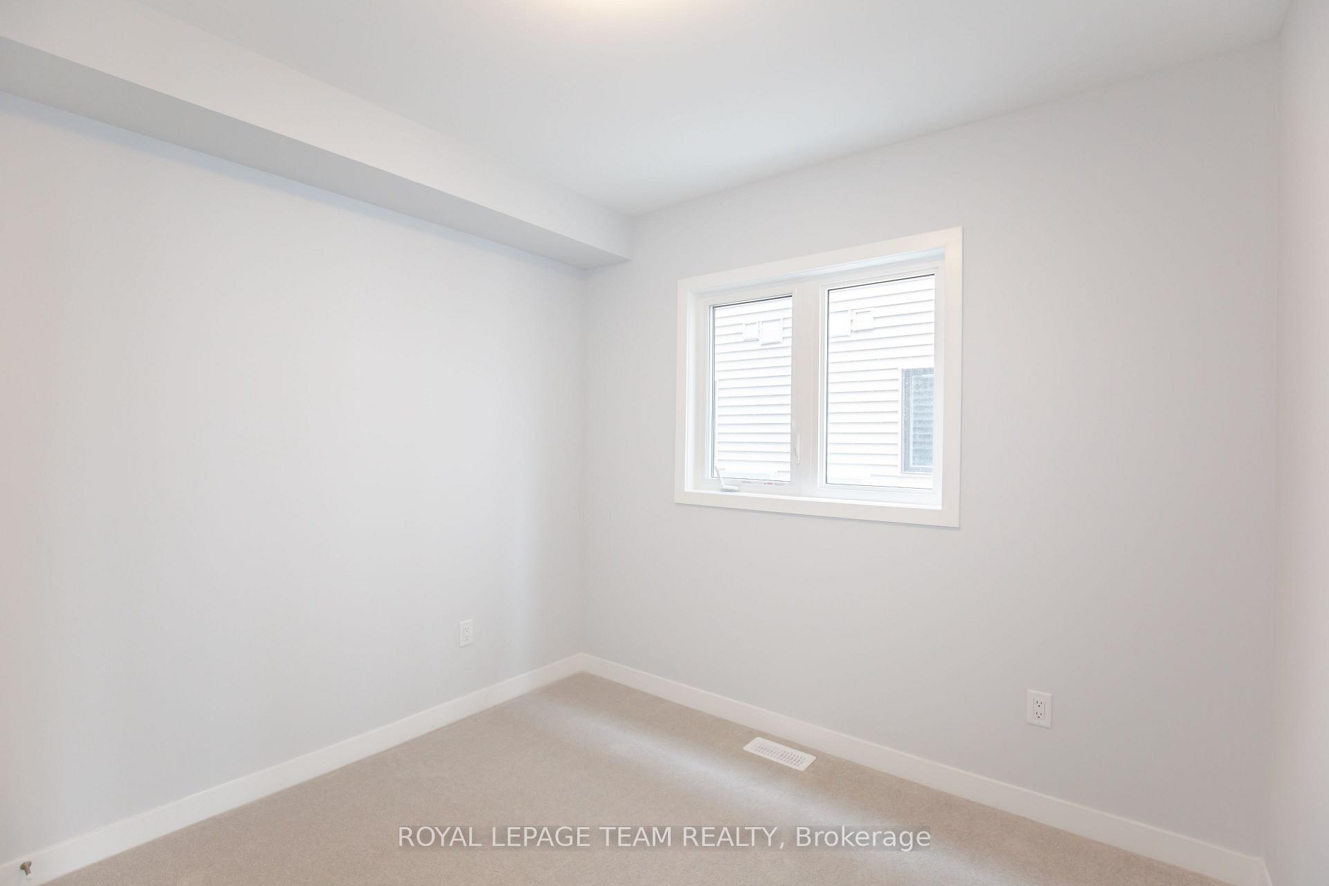 Photo 17 of 29 Stitch Mews N, Ottawa, Remainder of Stittsville & Area — HOMEH