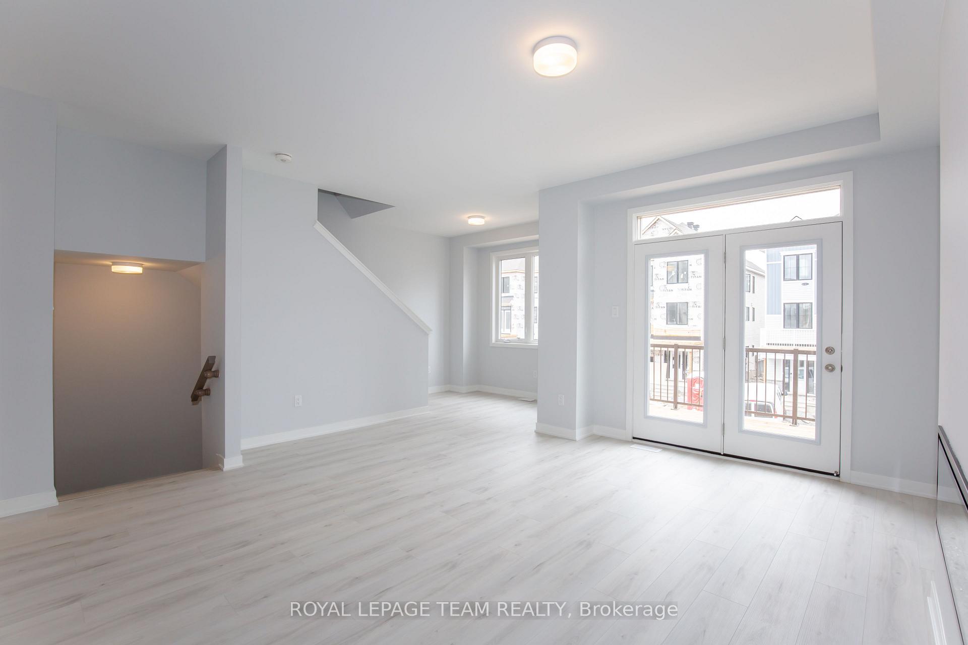 Photo 21 of 29 Stitch Mews N, Ottawa, Remainder of Stittsville & Area — HOMEH
