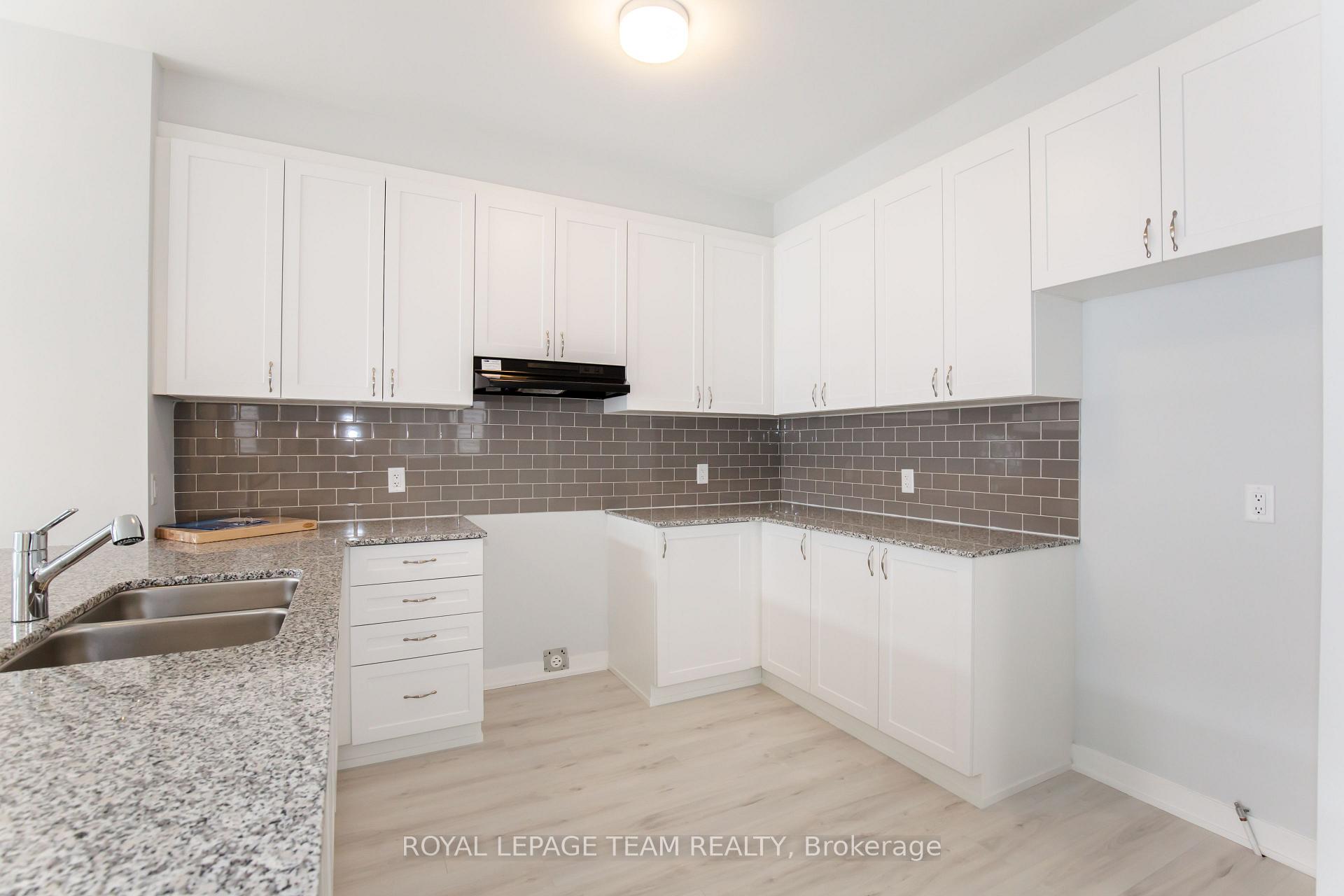 Photo 28 of 29 Stitch Mews N, Ottawa, Remainder of Stittsville & Area — HOMEH