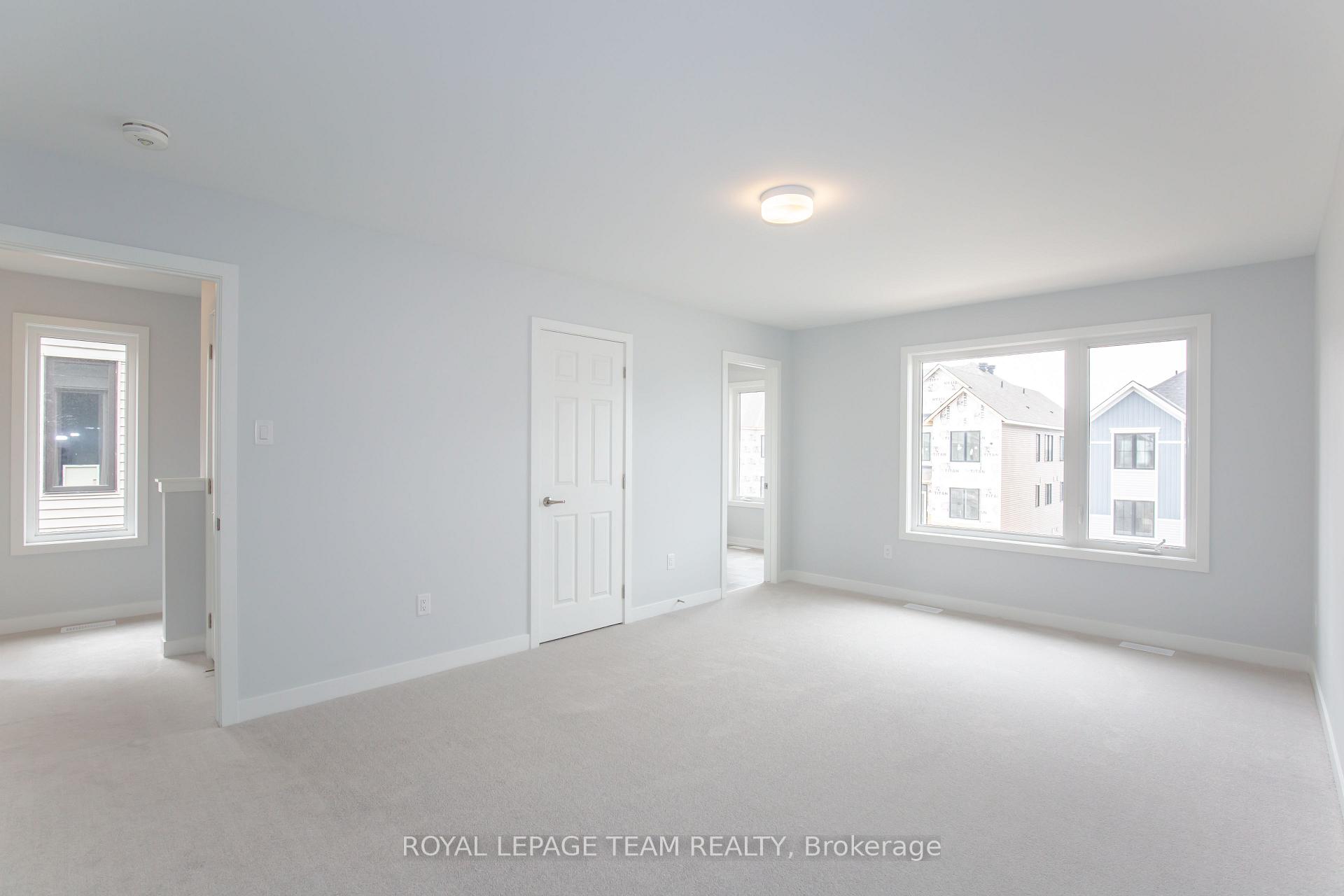 Photo 15 of 29 Stitch Mews N, Ottawa, Remainder of Stittsville & Area — HOMEH