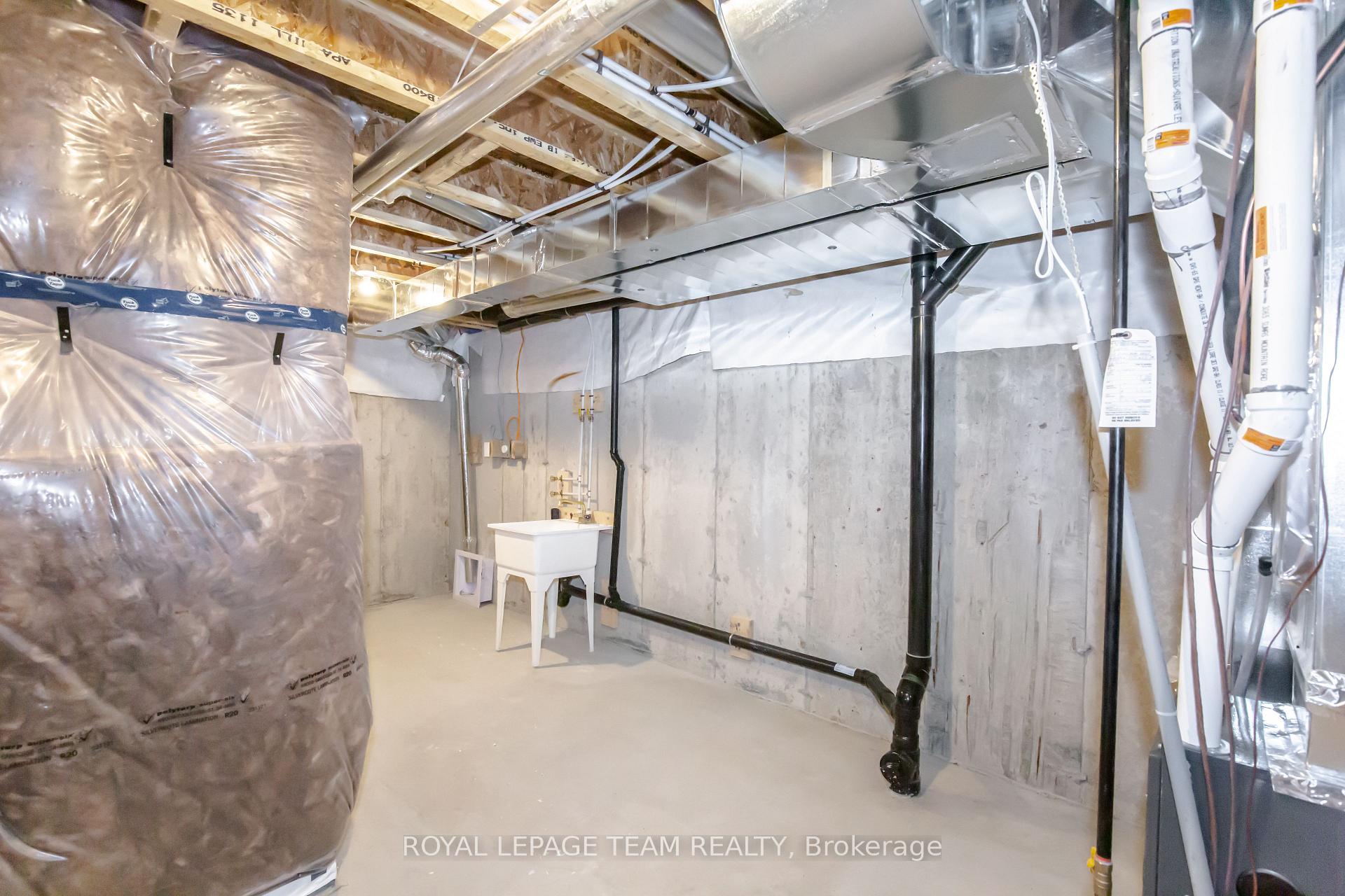 Photo 35 of 29 Stitch Mews N, Ottawa, Remainder of Stittsville & Area — HOMEH